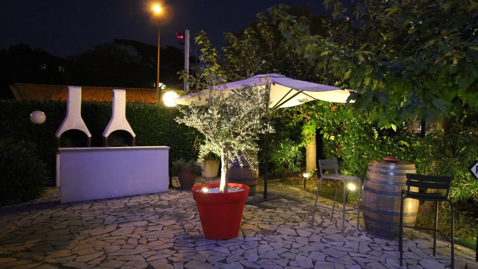 ** Hotel Hôtel Vol de Nuit Purpan Toulouse France
