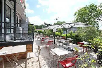** Hotel Hôtel Vol de Nuit Purpan Toulouse France